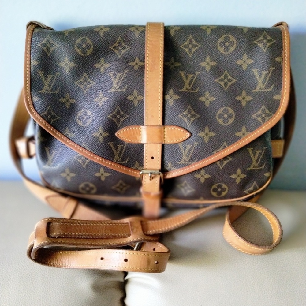 Louis Vuitton Monogram Samur 30